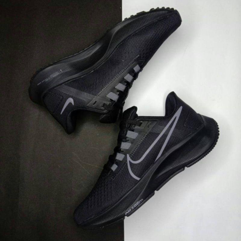 SEPATU NIKE AIR ZOOM PEGASUS 36 TRIPLE BLACK