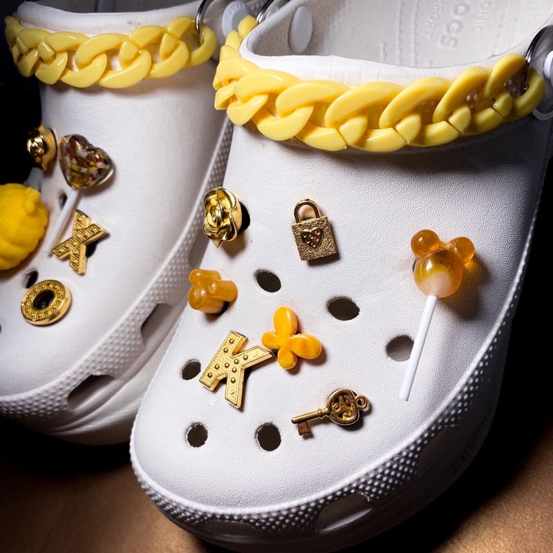 Jibbitz Crocs Charm / Hiasan Tempelan Crocs (Goldie Alphabet)