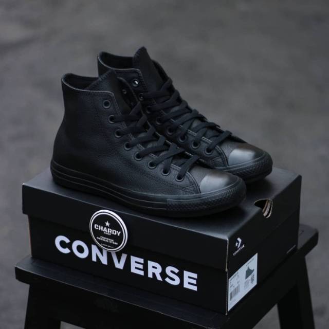 black leather chuck taylor converse