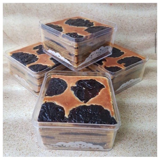 

T20R Kue Lapis Legit Prunes Khas Bangka 10X10Cm Ht501Gr