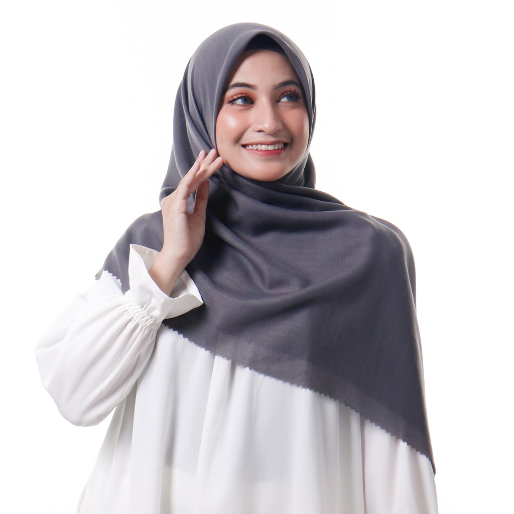 Umama Scarf Kerudung  Polos Segi  Empat  Waffle Laser Cut 