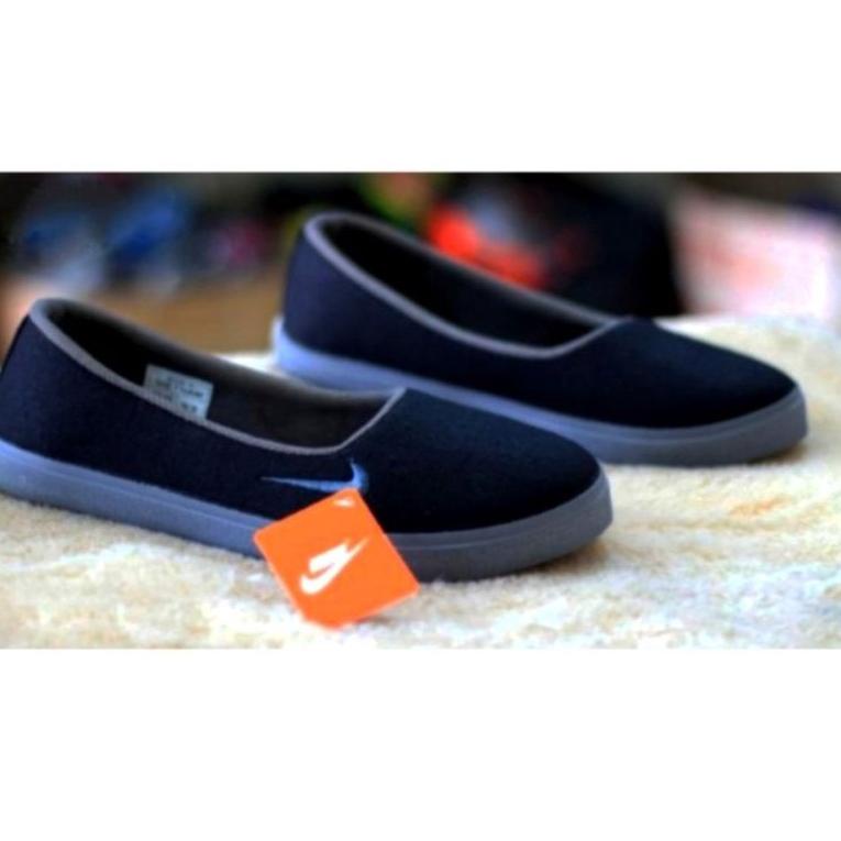 [Terbatas slipson fashion wanita import sepatu kerja wanita Nike balet cewek .,
