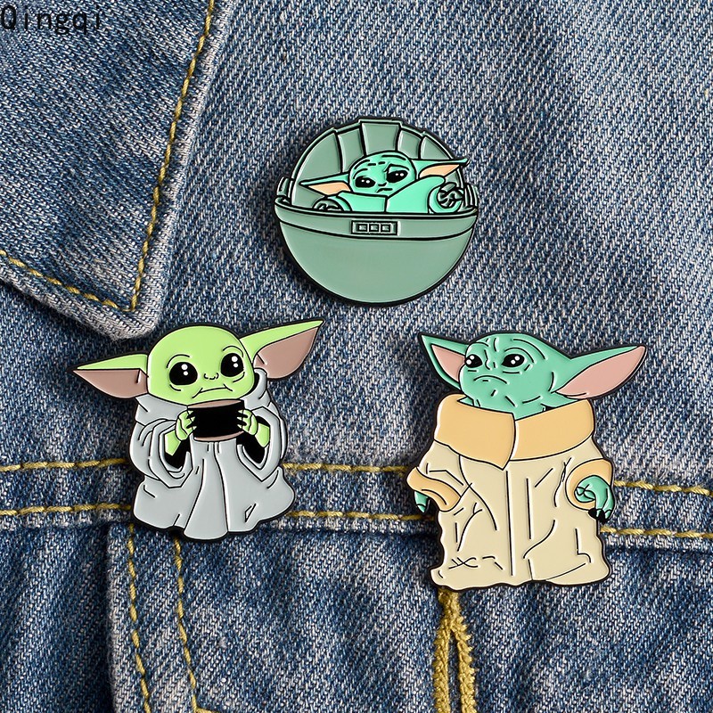 Star Wars Role Master Yoda Enamel Pins Classic Interstellar Movie Brooches Badges Gifts for Friends Cute Yoda Pin