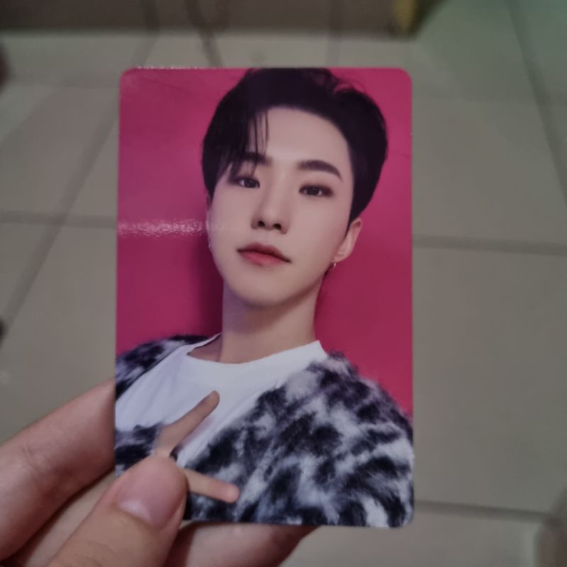 Photocard (PC) Hoshi Reguler Ver Hitori Janai, Id Photo Jeonghan SG 2022