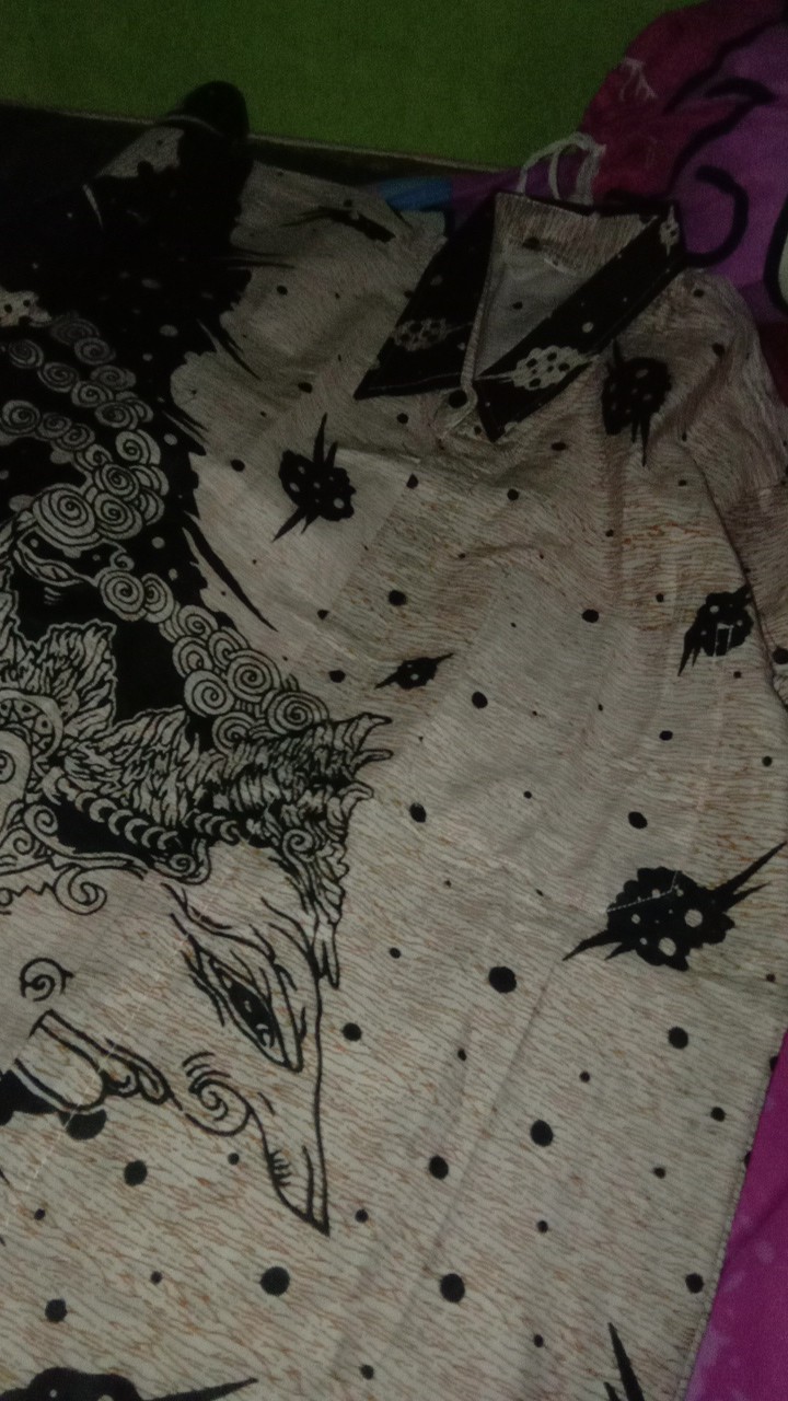 Kemeja Batik Pria Modern Motif Wayang Tunggal Putih Cream Kualitas Original Sragam M L Xl