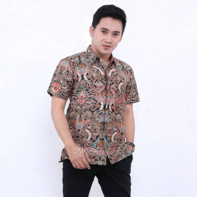 Kemeja batik pria batik modern Cirebonan batik pendopo