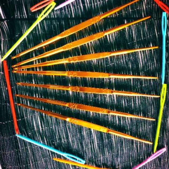 HAKPEN TULIP GOLD rajut uk 2/3 ,3/4 ,5/6 7/8