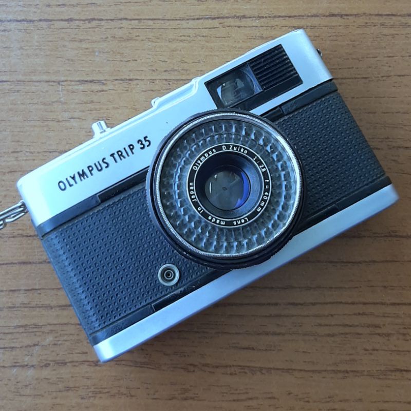 Kamera Analog Olympus Trip 35