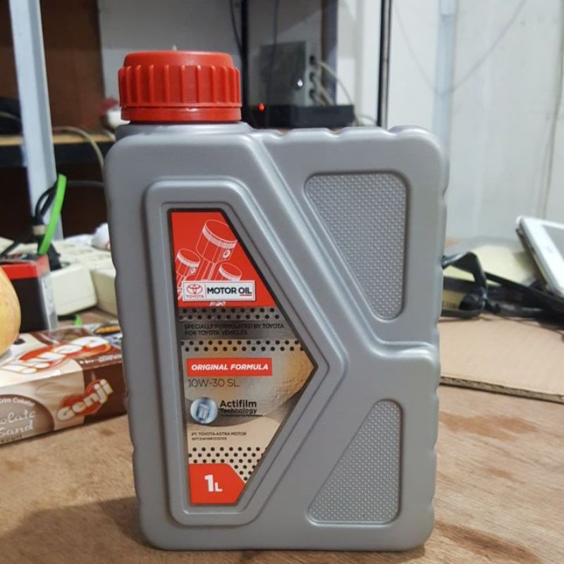 Oli Mesin Toyota TMO TGMO 10W/30 SL Botol 1Liter