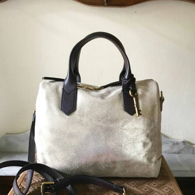 Tas selempang wanita fossil fiona satchel pale gold