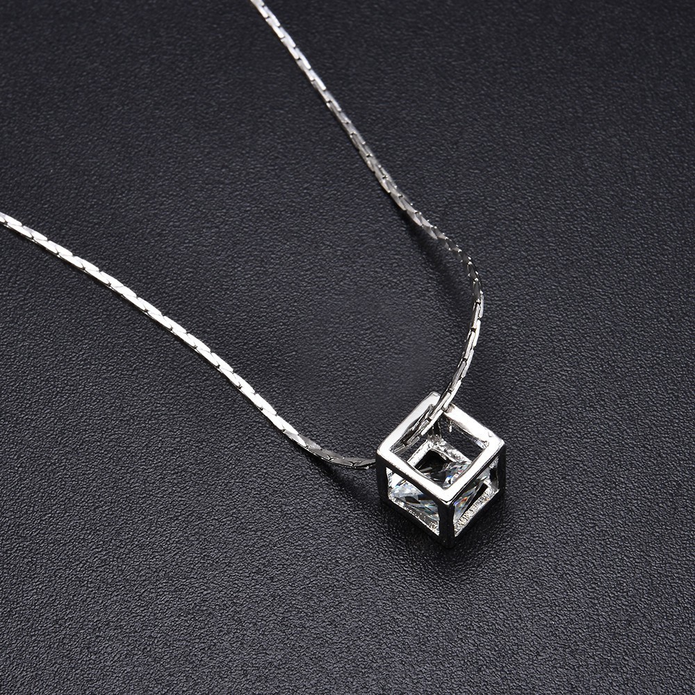 Kalung Sterling Silver 925 Dengan Liontin Kubik Zirkonia Untuk Wanita