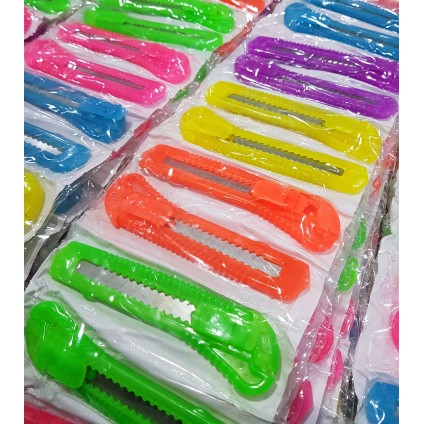 

pisau cutter besar tajam murah