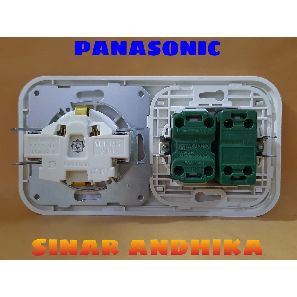 STOP KONTAK (CP)+SAKLAR ENGKEL KECIL+UNIVERSAL PUTIH PANASONIC WEJP 11212-7 3119