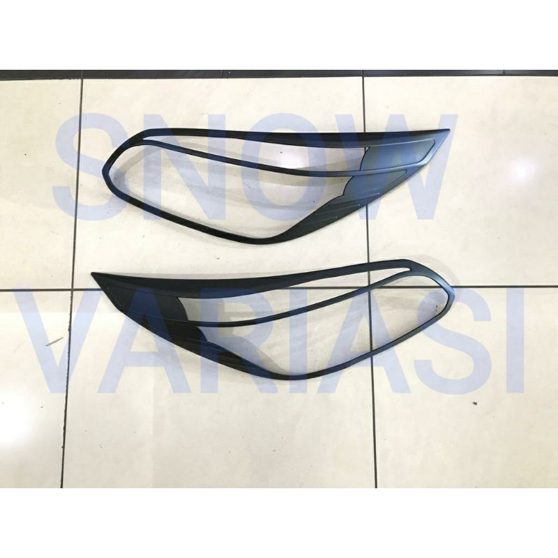 Garnish Depan hitam Chevrolet Spin jsl head lamp garnish blacktivo