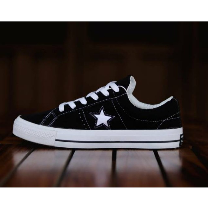 CONVERSE ONE STAR CONE STAR PLAY STAR FIELD SURPLUS BLACK WHITE PREMIUM BNIB COD ANTAR CEPAT