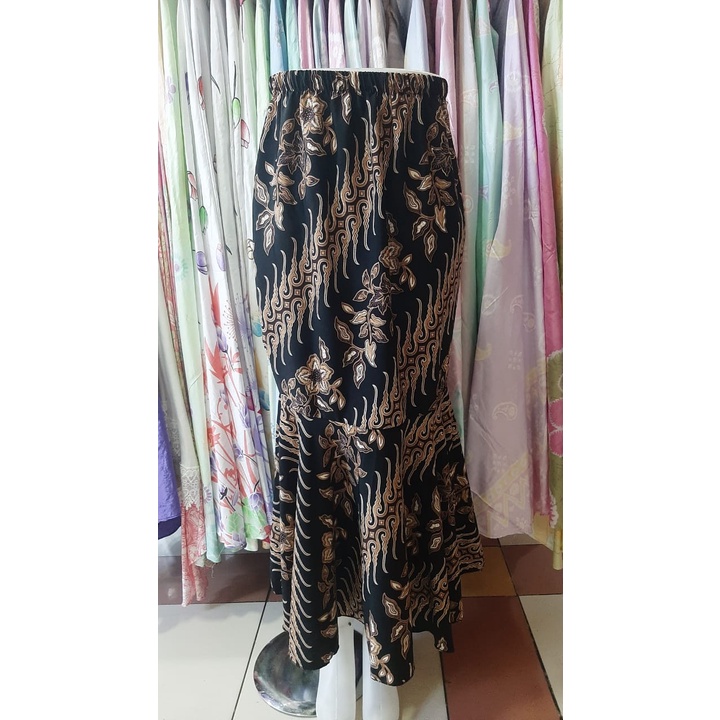 Rok Duyung Bawahan Kebaya Motif Azalea Hitam