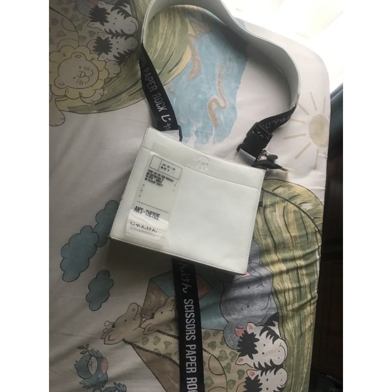 preloved scipaprock bag white