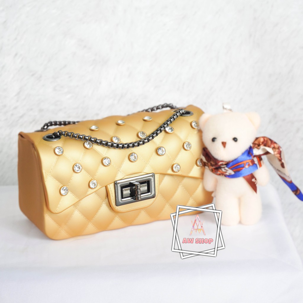 Tas Selempang Wanita Jelly Matte Diamond Kotak Size 18 Cm Rantai Hitam (Gratis Boneka &amp; Syal)