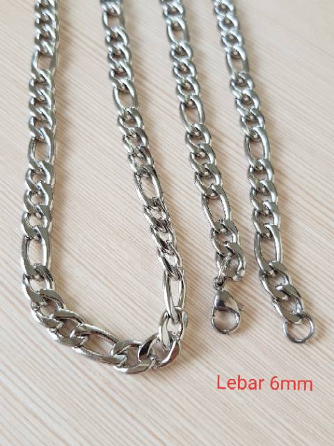 Kalung fashion titanium silver Antikarat motif KGS02