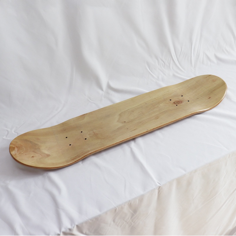 Papan Skateboarding Permukaan Ganda Bahan Maple Kanada Gaya Rusia Untuk Anak