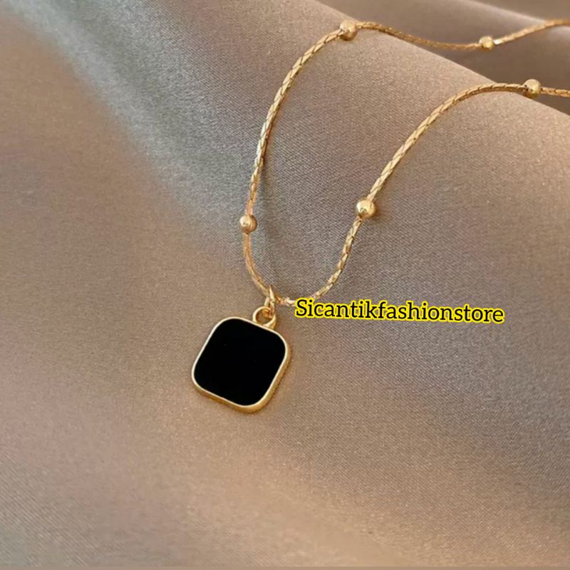 Kalung Wanita Titanium Liontin Kotak Hitam Anti Karat selamanya Kalung Titanium Wanita Terbaru Terlaris Mewah Fashion Wanita Liontin Kotak