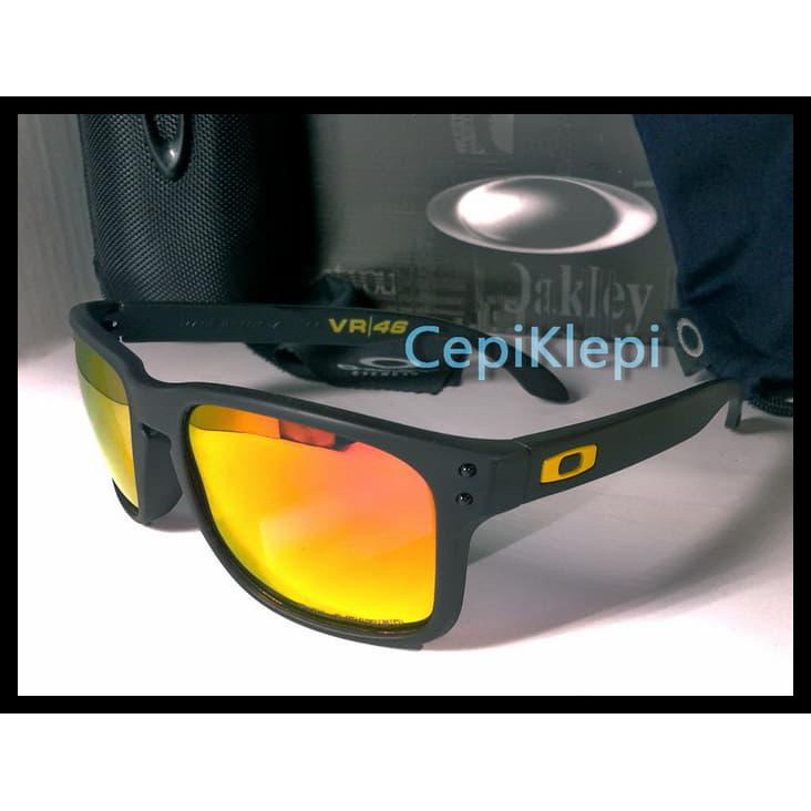 oakley polarised