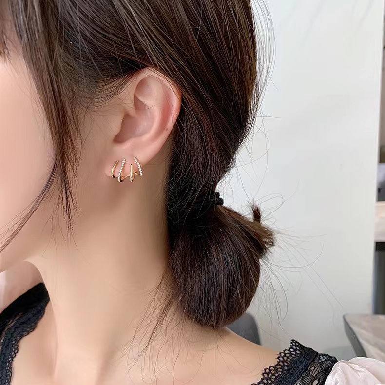 Anting Stud Berlian Imitasi Empat Cakar Gaya Minimalis Untuk Wanita