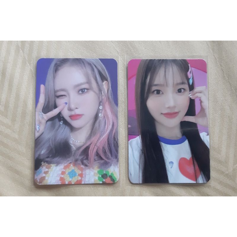 Photocard Weeekly holiday album