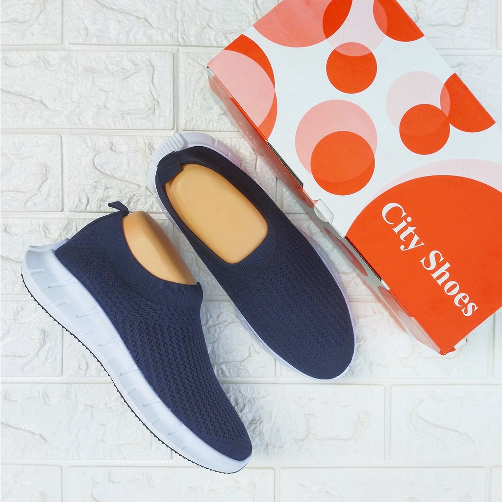 Sepatu Slip-on Rajut Wanita import super lentur Premium