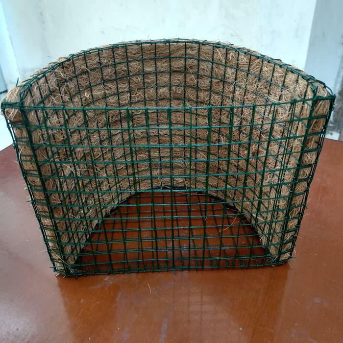 Pot tempel anggrek size 20cm UMKM KEBUMEN SIDOMORO AREN