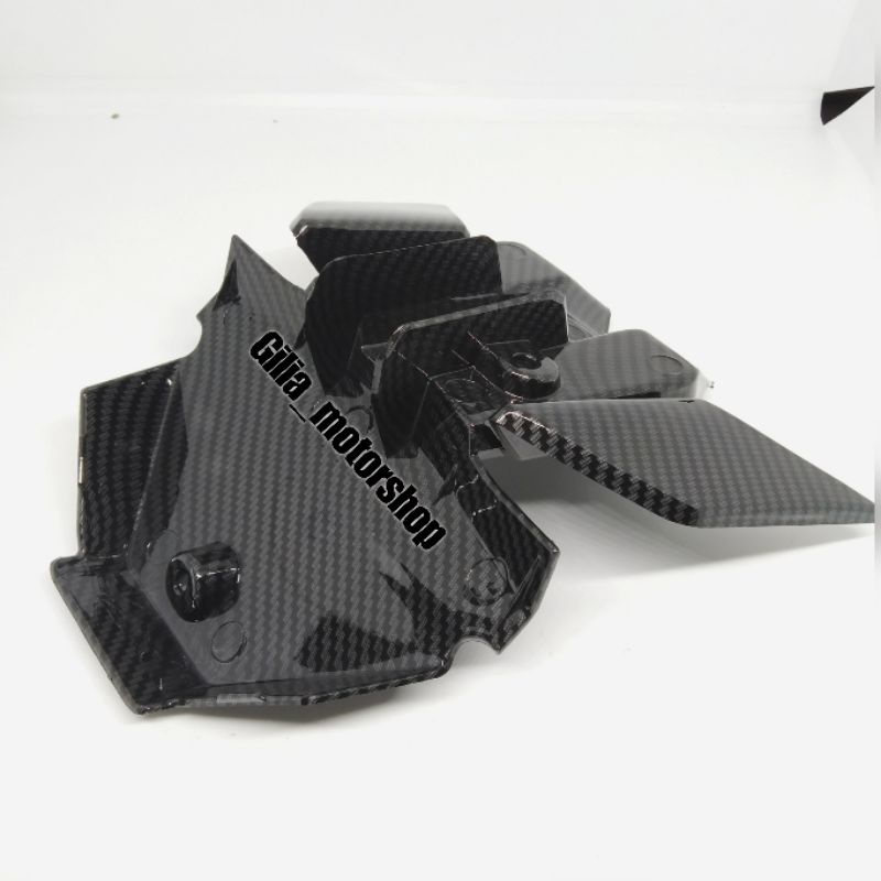 Sambungan Spakbor Belakang Atas Carbon Zoro fine Original Import Vario 125/150 New Cover Fender