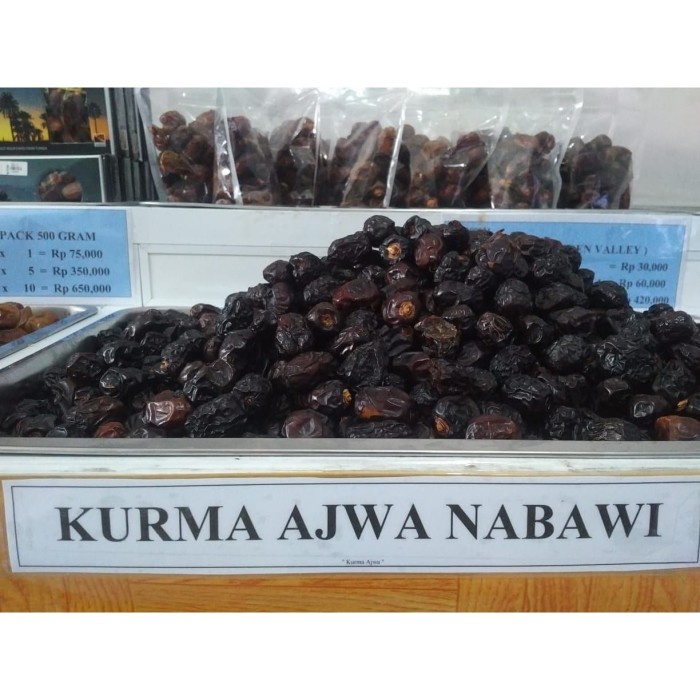 

Kurma Terbaru - Kurma Ajwa (A) Kurma Nabi