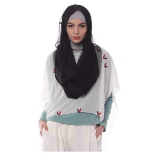 Zaskia Sungkar  Collection Blouse - preloved