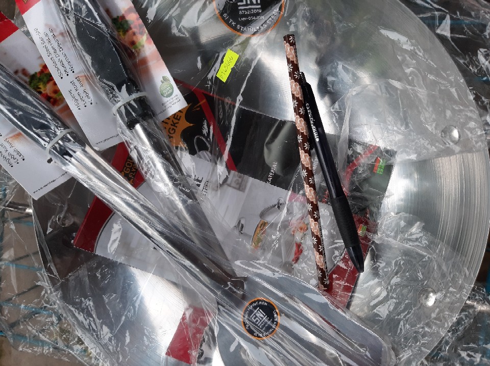 Wajan Anti Lengket 30cm Stainless Harden Steel - Golden Flying Fish Wj0230b