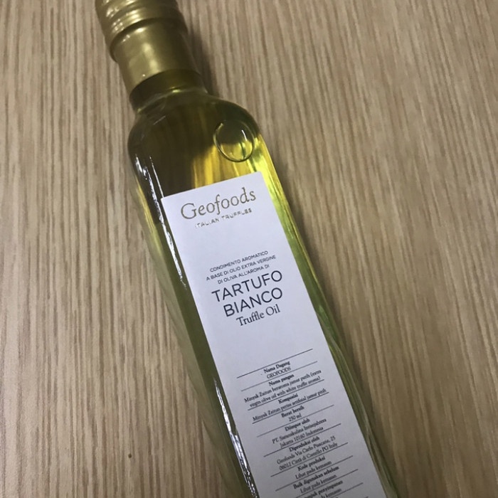 

Fchgtyani Geofoods Truffle Oil 250Ml / Tartufo Truffle Oil Made In Italy 250Ml
