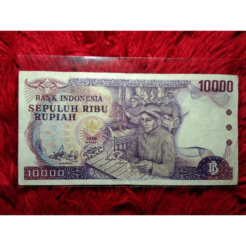 Uang Kuno 10000 RUPIAH 1979