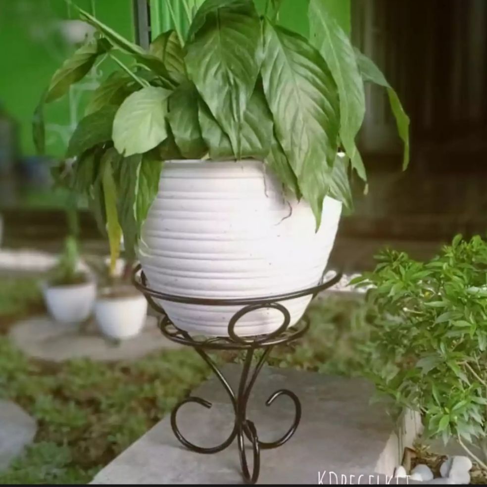 RAK POT / STANDING RAK POT TUNGGAL/STANDING RAK POT BUNGA BESI/RAK POT BESI HIAS/RAK STANDING POT