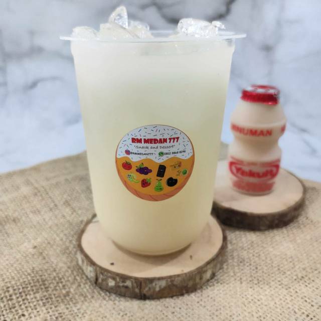 Es Lemonade Yakult