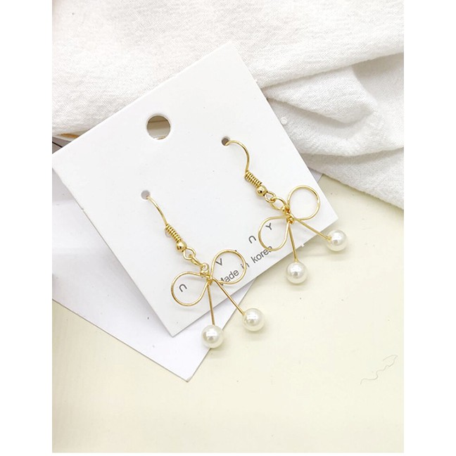 LRC Anting Tusuk Fashion Gold Pearl Bow Sue Earrings F67908