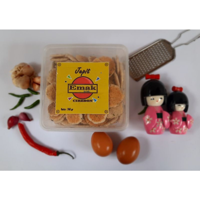 

Gapit kacang panggang " Emak kriuk " gurih renyah khas Cirebon