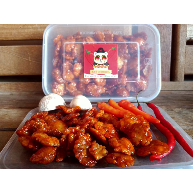 

cemilan kripik mlinjo pedas manis enak