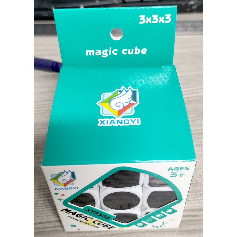 Rubik Magic Cube 3 x 3 x 3 - Mix Color