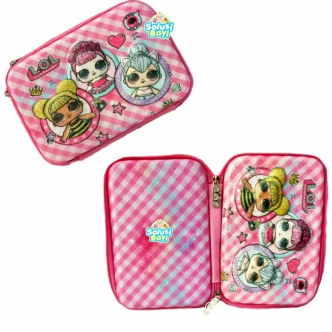 

PROMO Tempat Pensil Pencil Case Smiggle Look Alike LOL Surprise/TEMPAT PENSIL AESTHETIC/TEMPAT PENSIL ANAK PEREMPUAN/TEMPAT PENSIL LUCU/TEMPAT PENSIL 3D/TEMPAT PENSIL TRANSPARAN/TEMPAT PENSIL LUCU/TEMPAT PENSIL KOREA/TEMPAT PENSIL KAIN/TEMPAT PENSIL