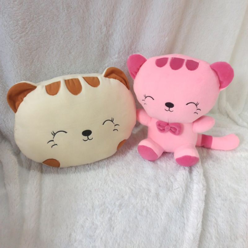 paket bantal dan boneka KUCING XL boneka