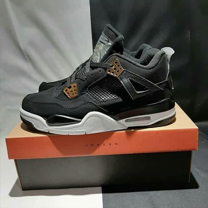 retro black gold