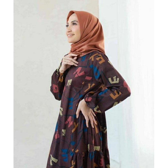 deenay aisha dress