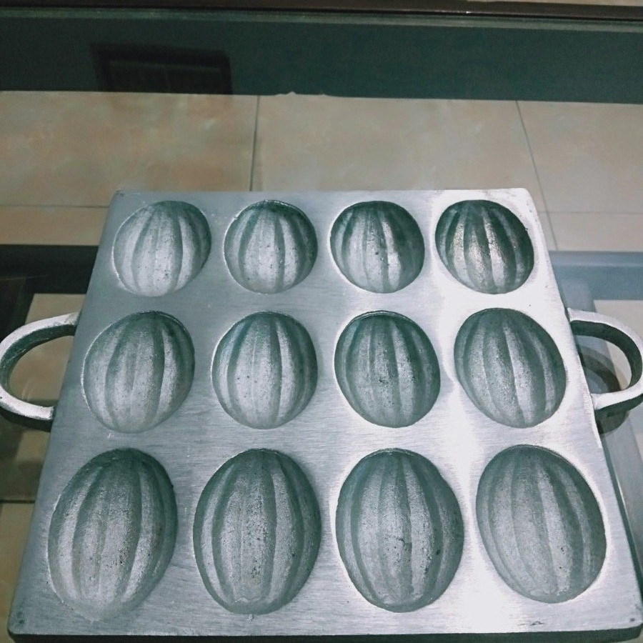 Cetakan kue klemben plemben 12 lubang Kotak / cetakan bolu kering / bolu bunga