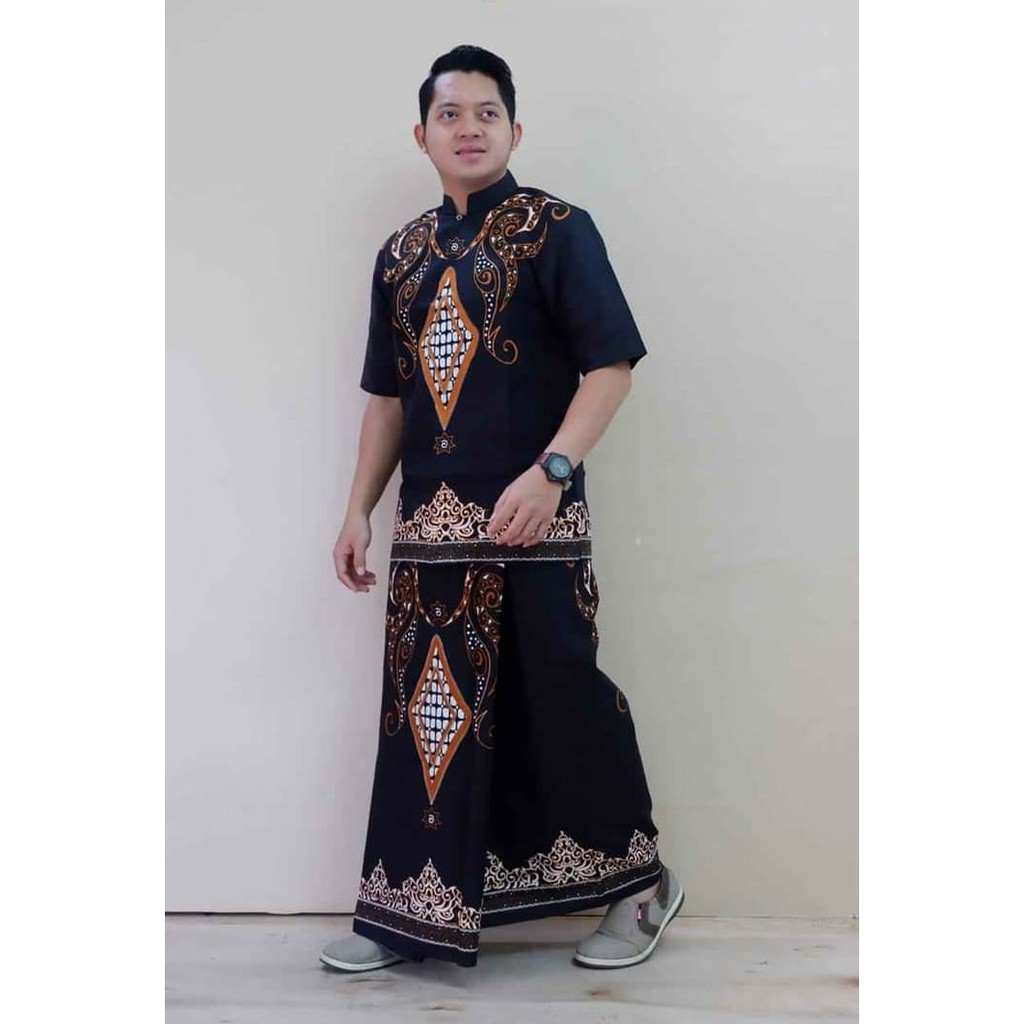 Batik Setelan Sarung dan Kemeja