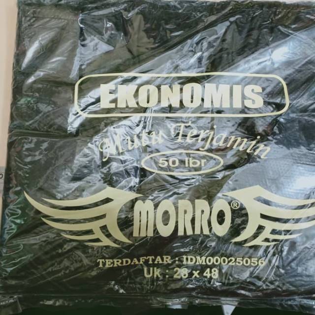 Kantong Plastik Kresek Ekonomis Hitam Embos 28 X 48 cm isi 50 Lembr