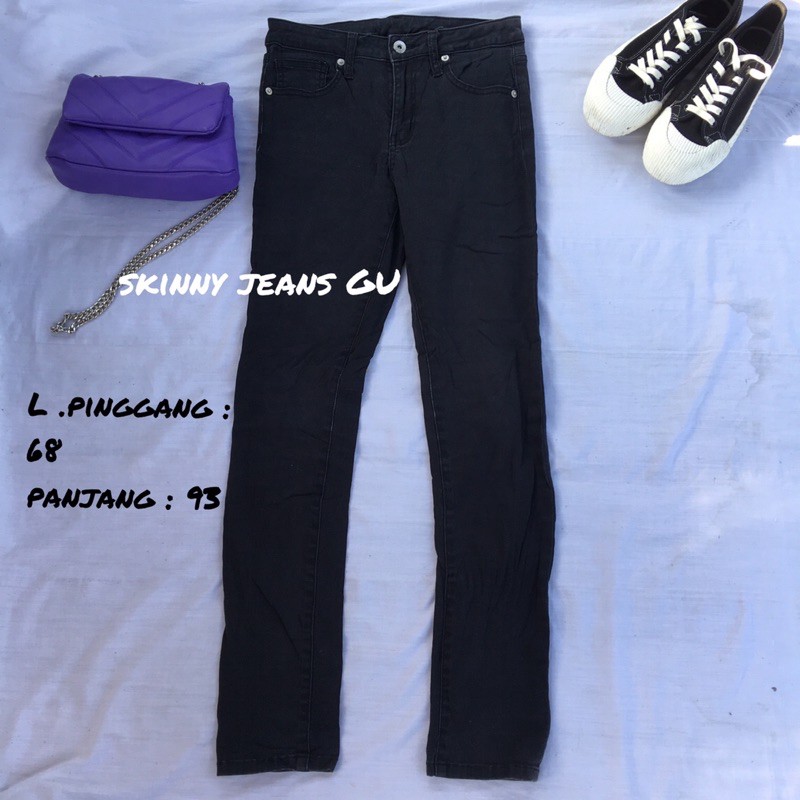 JEANS SKINNY ( GU BY UNIQLO )